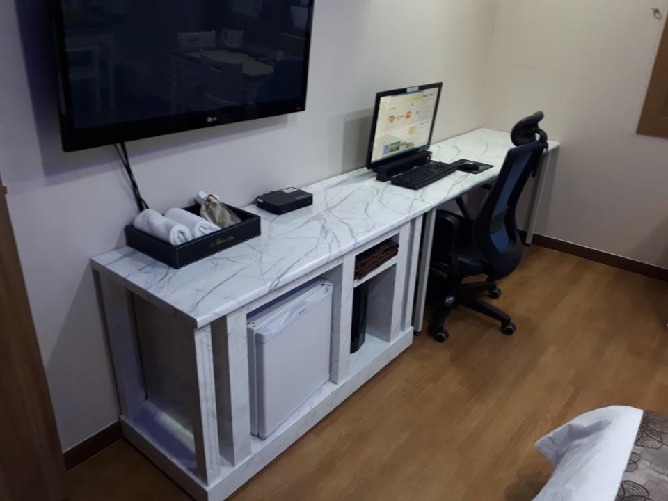 Tiffany Motel Mokpo Buitenkant foto