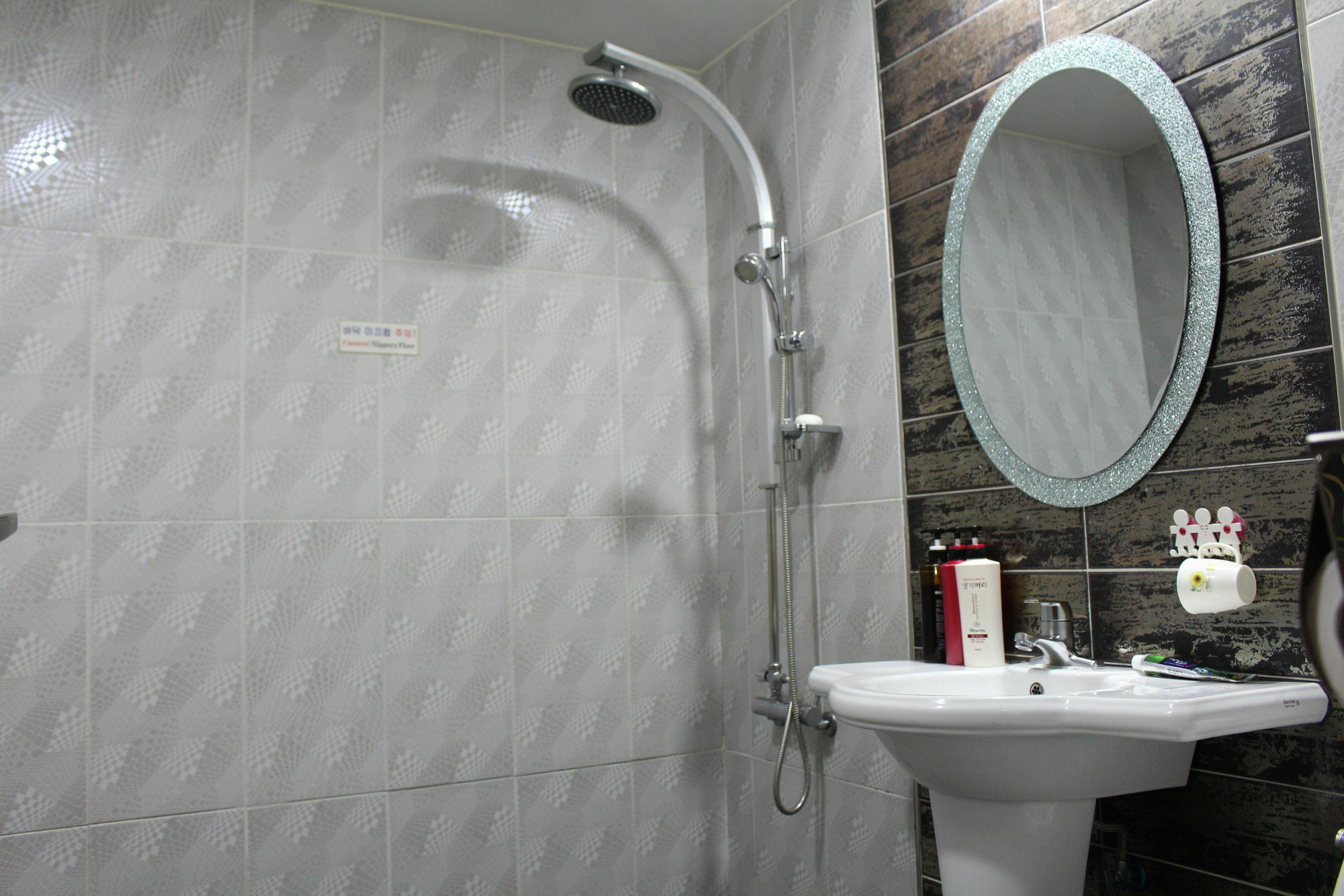 Tiffany Motel Mokpo Buitenkant foto