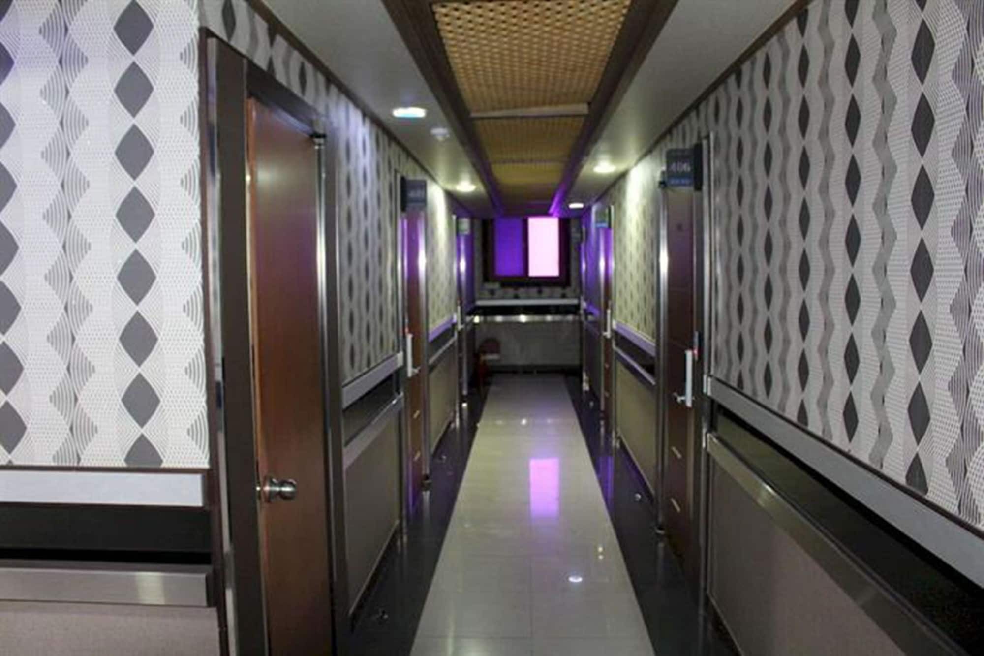 Tiffany Motel Mokpo Buitenkant foto